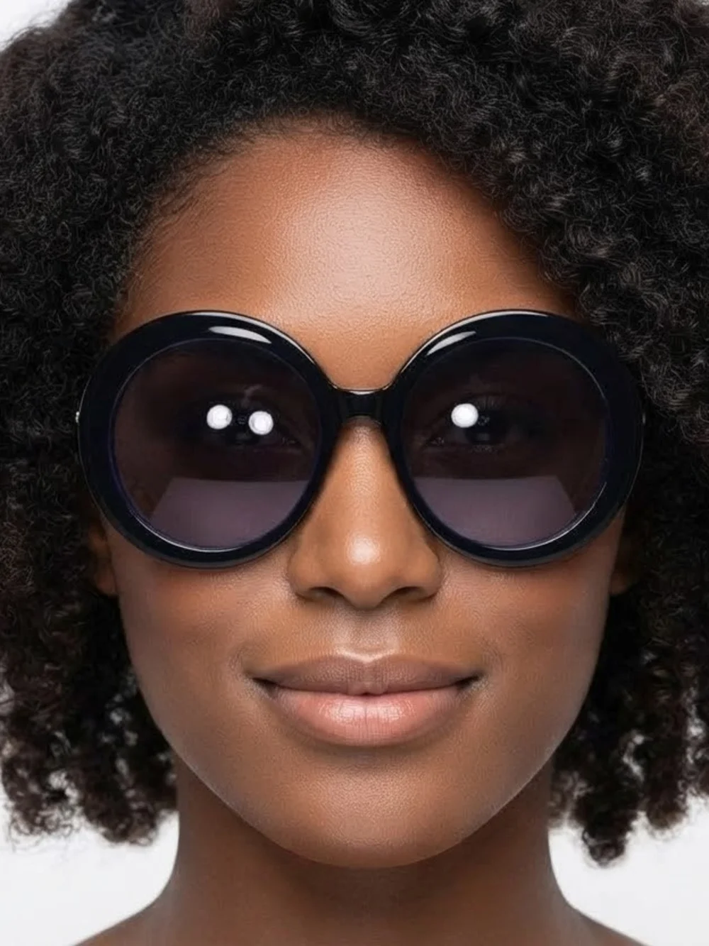 Women's Round Oversized Sophisticated Style Sunglasses - Black